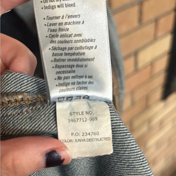 Paige Denim Women’s Trucker Distressed Jean Jacket Size Medium Junya Destructed - Picture 9 of 11